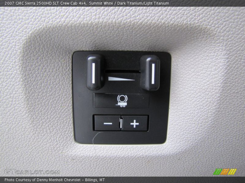 Controls of 2007 Sierra 2500HD SLT Crew Cab 4x4