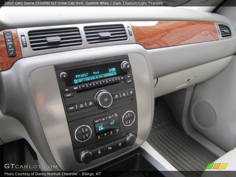 Controls of 2007 Sierra 2500HD SLT Crew Cab 4x4