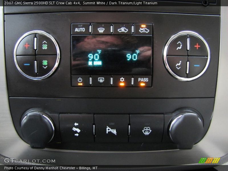 Controls of 2007 Sierra 2500HD SLT Crew Cab 4x4