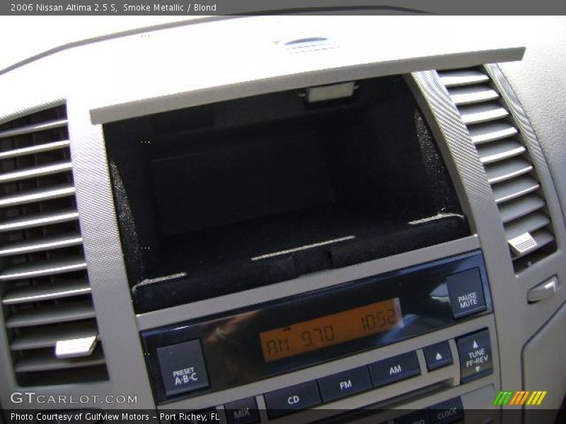 Smoke Metallic / Blond 2006 Nissan Altima 2.5 S