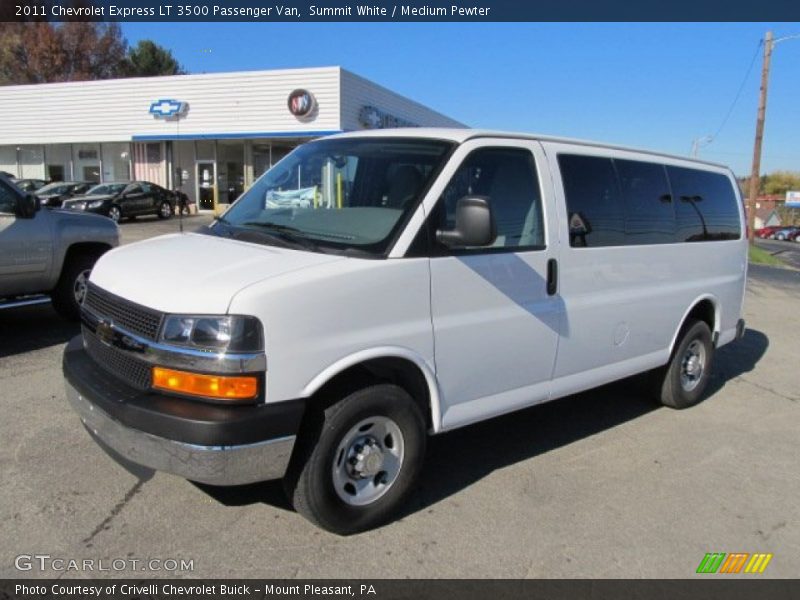 Summit White / Medium Pewter 2011 Chevrolet Express LT 3500 Passenger Van