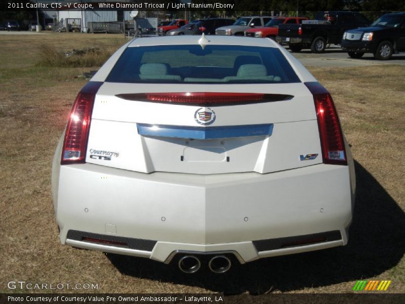 White Diamond Tricoat / Light Titanium/Ebony 2011 Cadillac CTS -V Coupe