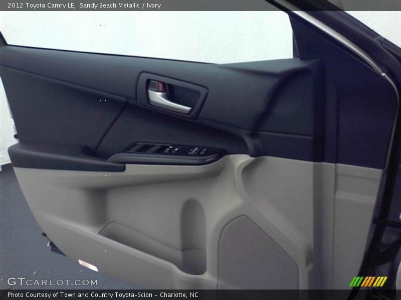 Sandy Beach Metallic / Ivory 2012 Toyota Camry LE