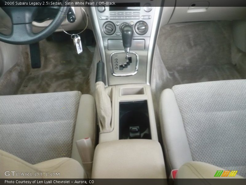 Satin White Pearl / Off-Black 2006 Subaru Legacy 2.5i Sedan