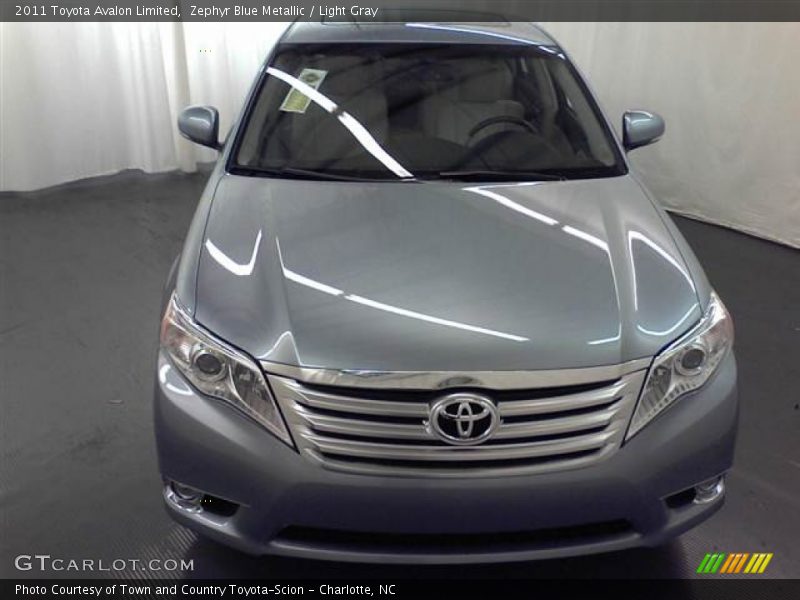 Zephyr Blue Metallic / Light Gray 2011 Toyota Avalon Limited