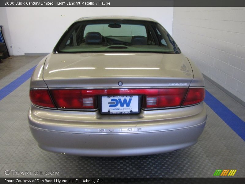 Light Sandrift Metallic / Taupe 2000 Buick Century Limited