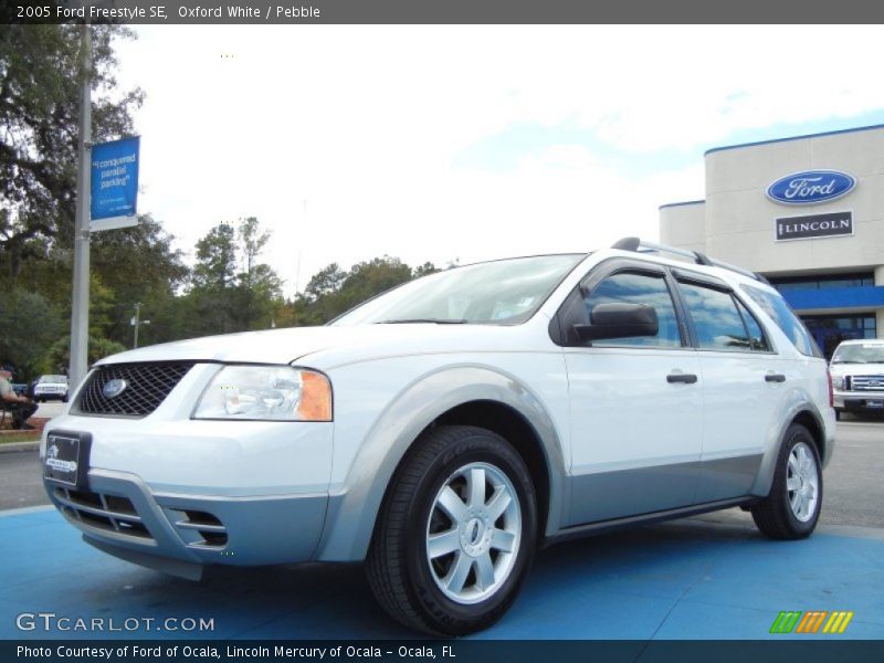 Oxford White / Pebble 2005 Ford Freestyle SE
