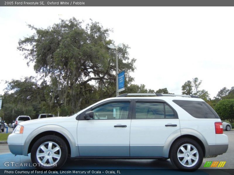 Oxford White / Pebble 2005 Ford Freestyle SE