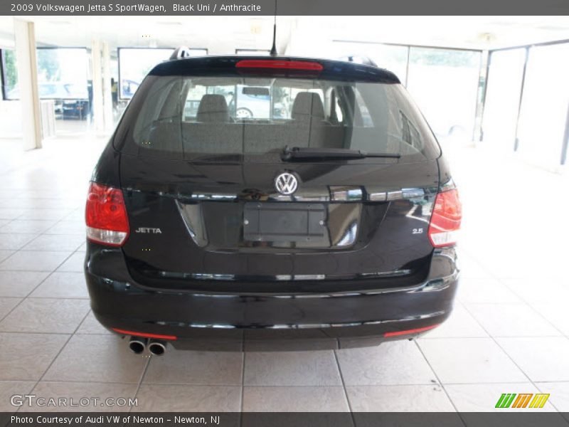 Black Uni / Anthracite 2009 Volkswagen Jetta S SportWagen