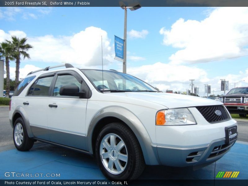 Oxford White / Pebble 2005 Ford Freestyle SE