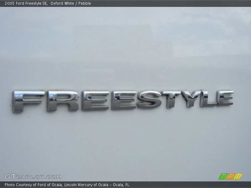 Oxford White / Pebble 2005 Ford Freestyle SE