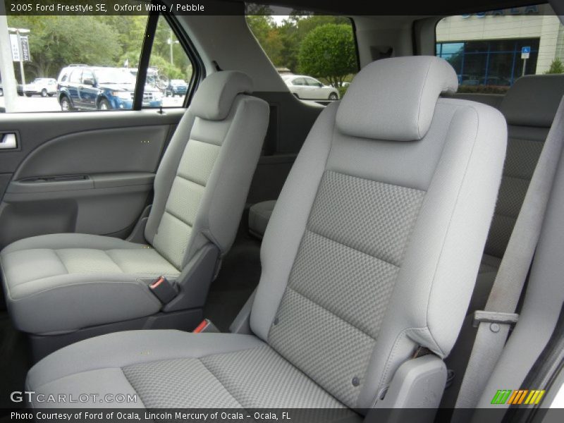 Oxford White / Pebble 2005 Ford Freestyle SE