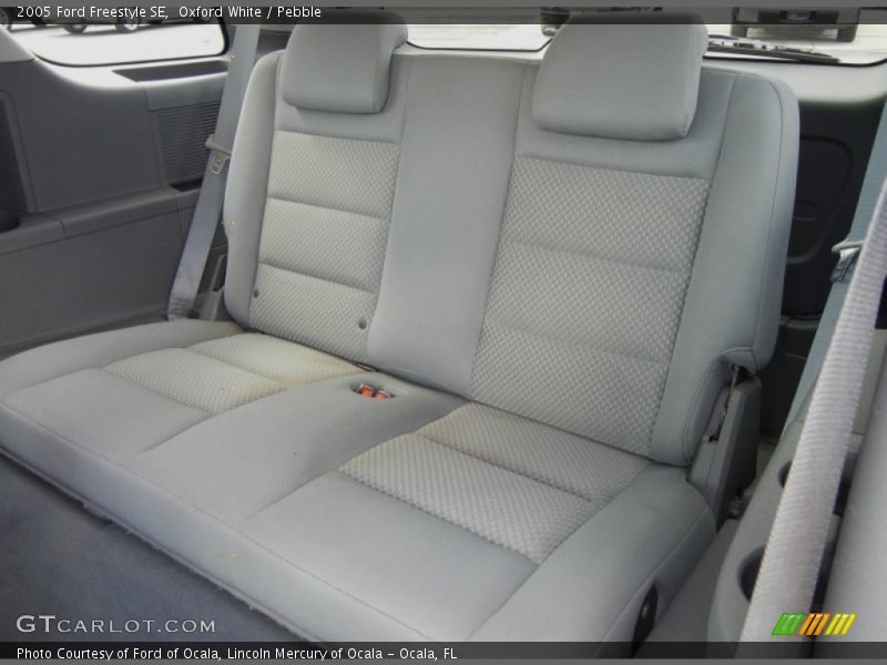 Oxford White / Pebble 2005 Ford Freestyle SE