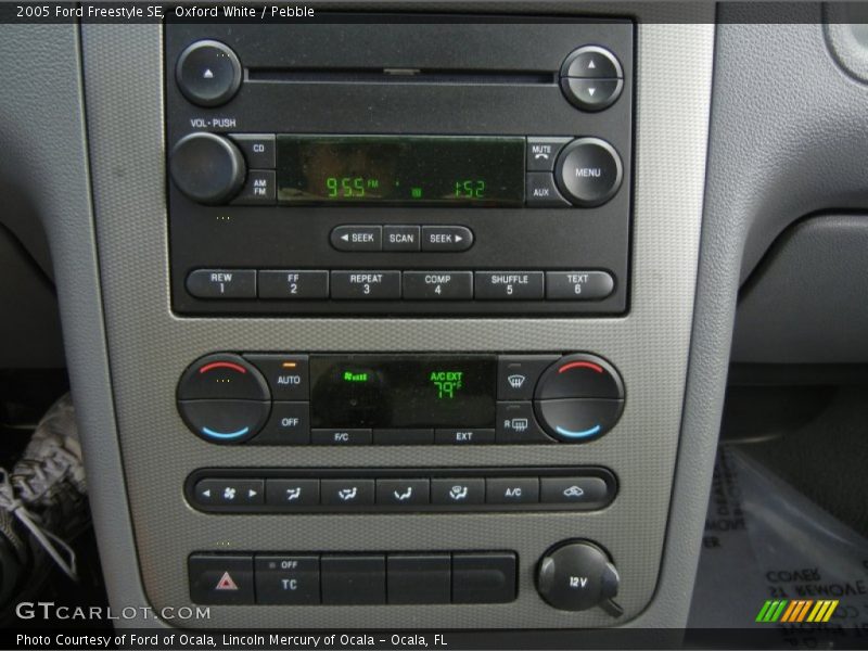 Oxford White / Pebble 2005 Ford Freestyle SE