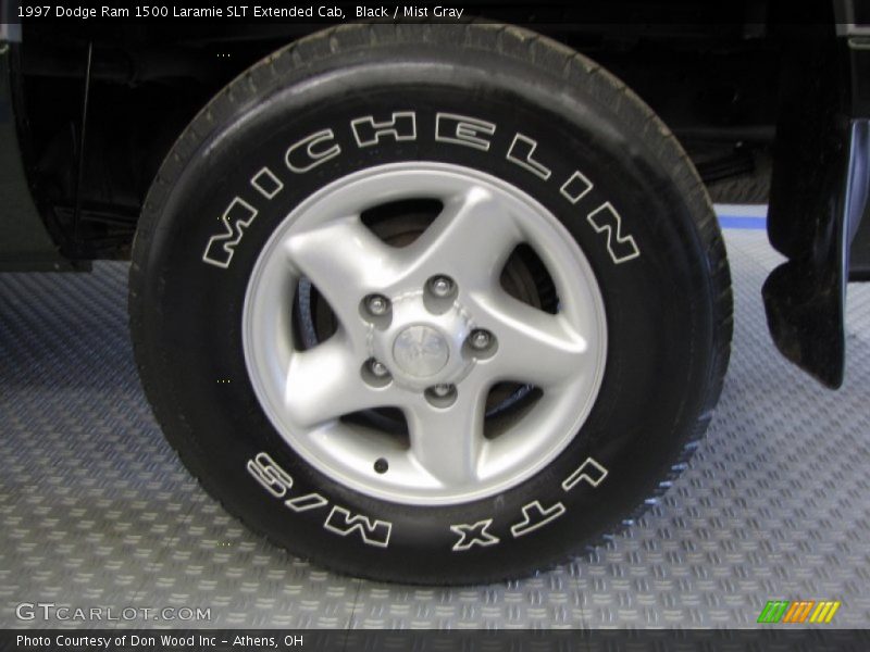 Black / Mist Gray 1997 Dodge Ram 1500 Laramie SLT Extended Cab