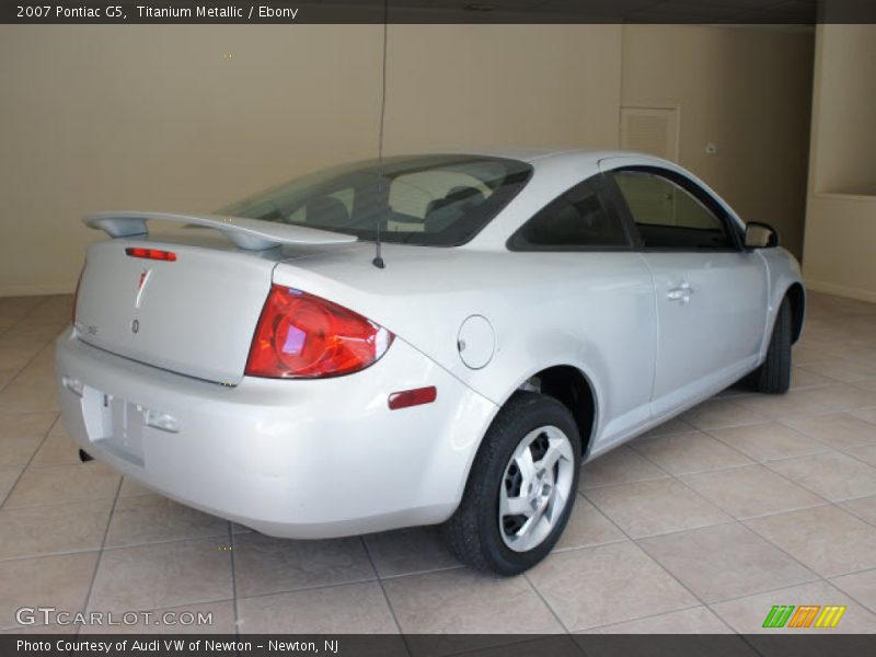 Titanium Metallic / Ebony 2007 Pontiac G5