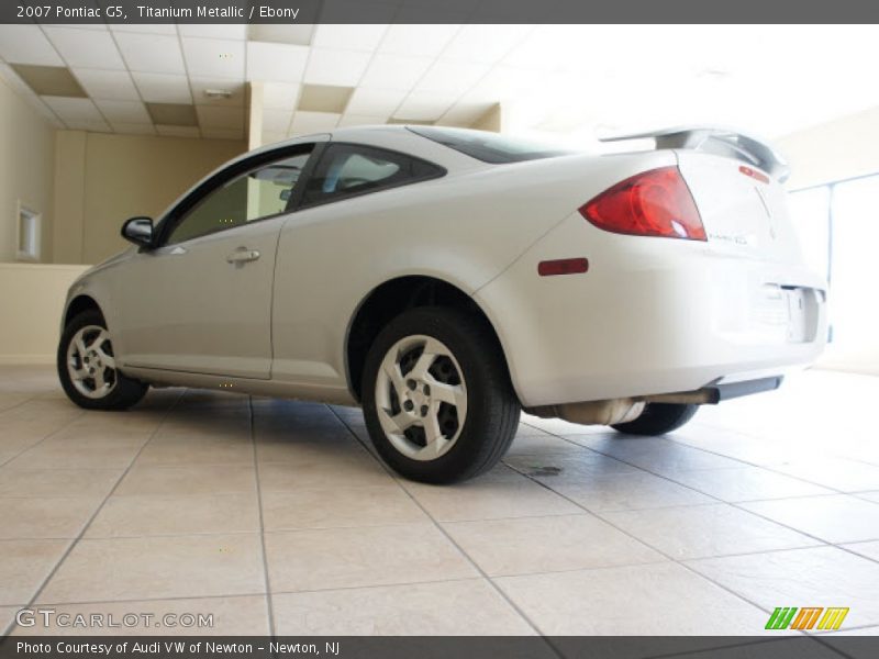 Titanium Metallic / Ebony 2007 Pontiac G5