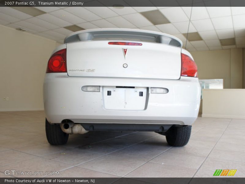 Titanium Metallic / Ebony 2007 Pontiac G5