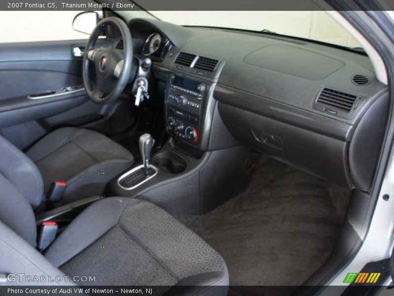 Titanium Metallic / Ebony 2007 Pontiac G5