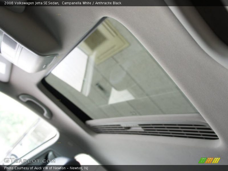 Campanella White / Anthracite Black 2008 Volkswagen Jetta SE Sedan