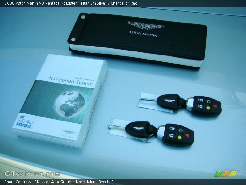 Keys of 2008 V8 Vantage Roadster