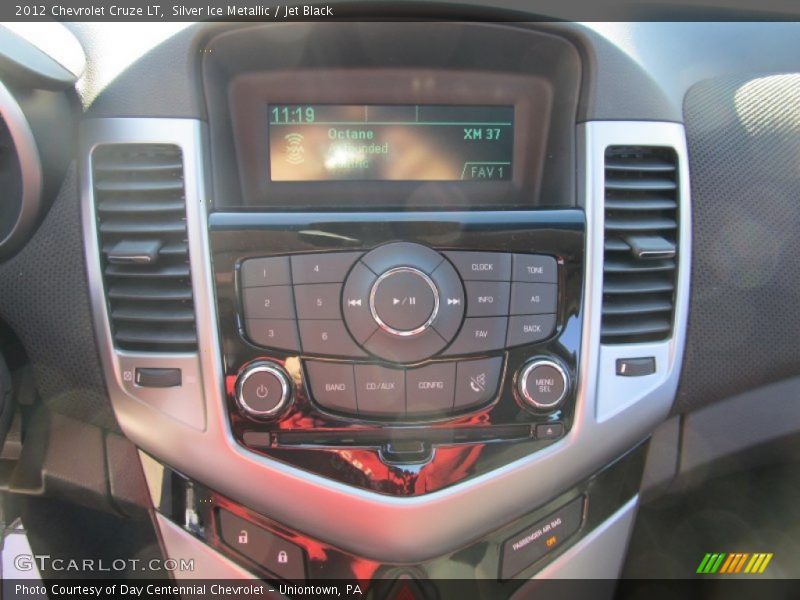 Silver Ice Metallic / Jet Black 2012 Chevrolet Cruze LT
