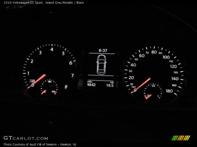 Island Grey Metallic / Black 2010 Volkswagen CC Sport