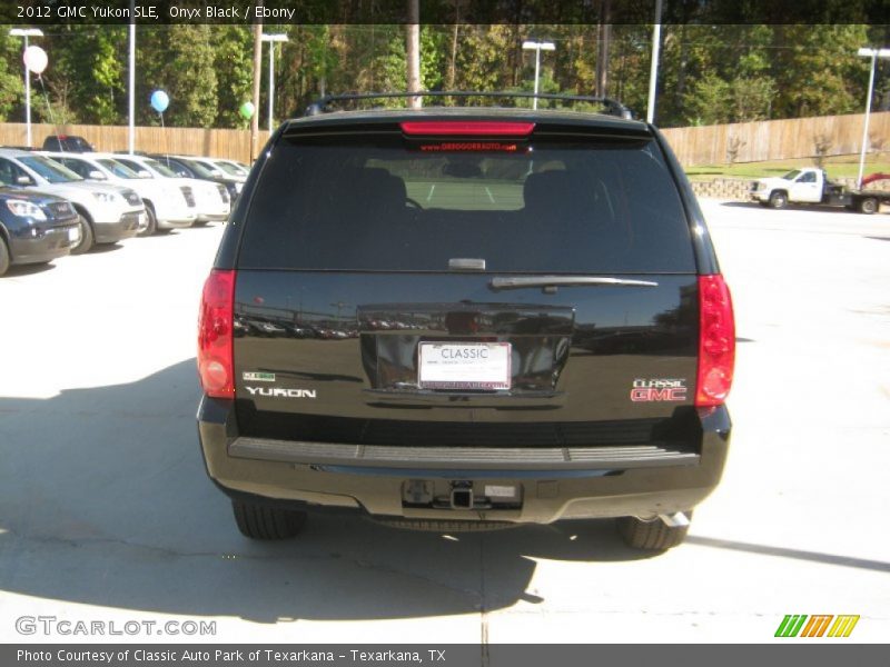 Onyx Black / Ebony 2012 GMC Yukon SLE