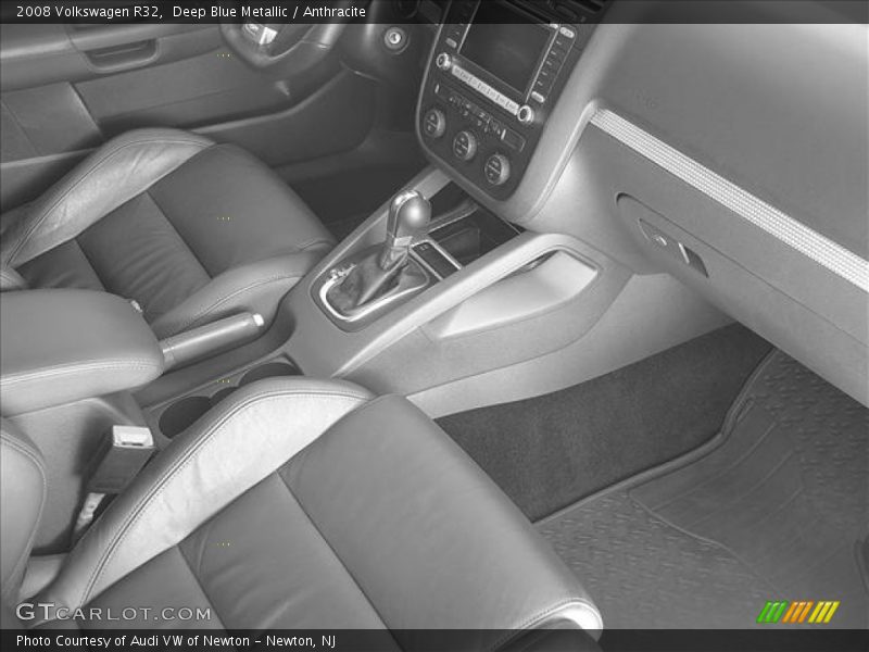 Deep Blue Metallic / Anthracite 2008 Volkswagen R32