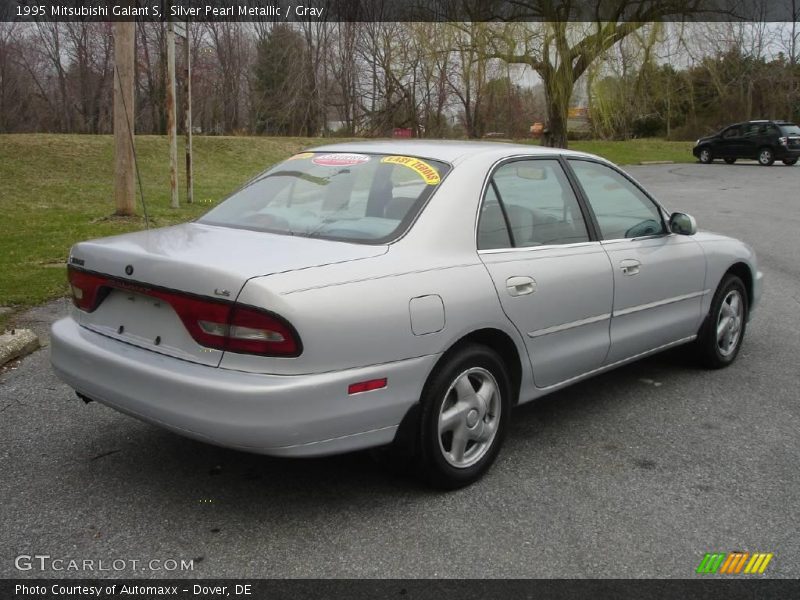 Silver Pearl Metallic / Gray 1995 Mitsubishi Galant S