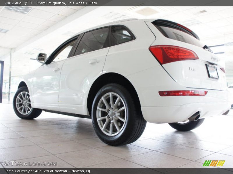 Ibis White / Black 2009 Audi Q5 3.2 Premium quattro