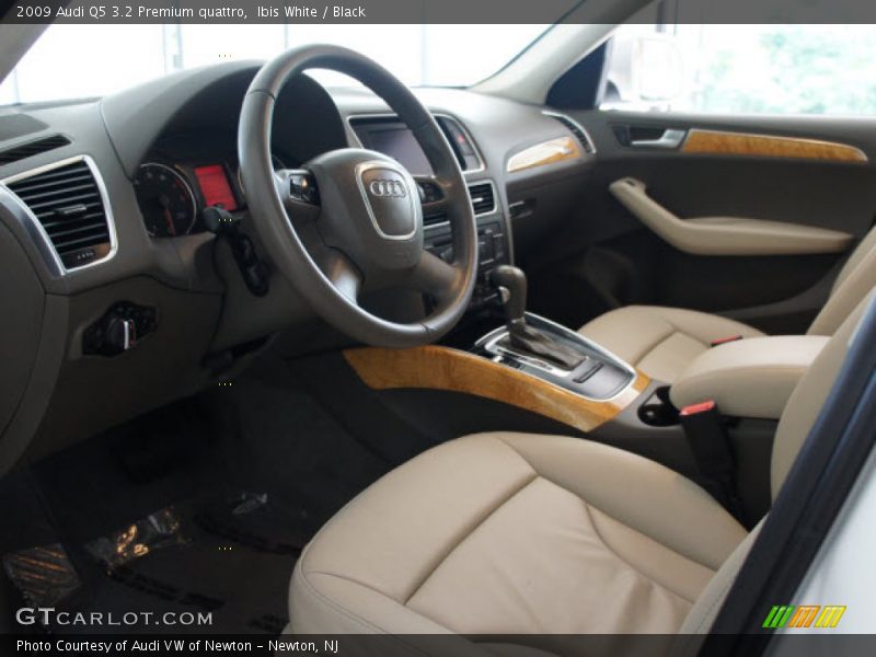 2009 Q5 3.2 Premium quattro Black Interior