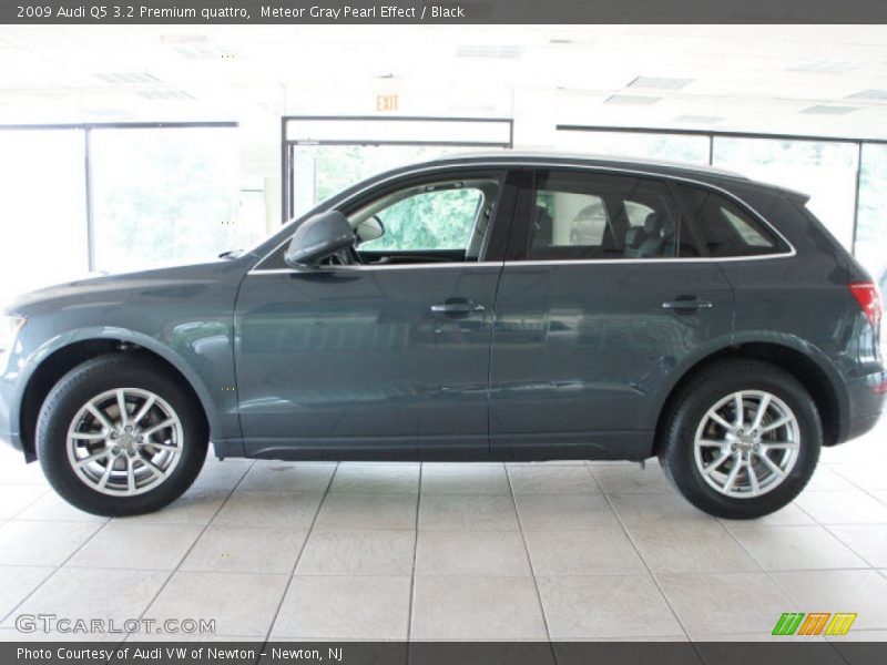 Meteor Gray Pearl Effect / Black 2009 Audi Q5 3.2 Premium quattro