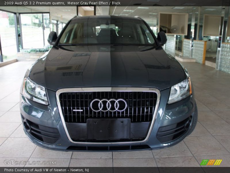 Meteor Gray Pearl Effect / Black 2009 Audi Q5 3.2 Premium quattro