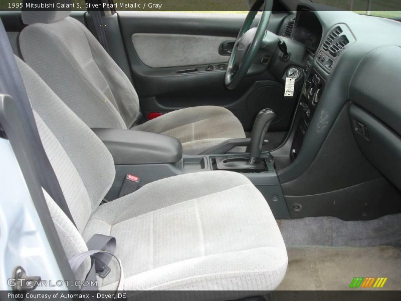 Silver Pearl Metallic / Gray 1995 Mitsubishi Galant S