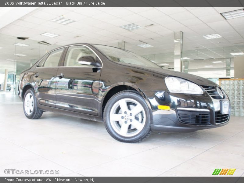 Black Uni / Pure Beige 2009 Volkswagen Jetta SE Sedan