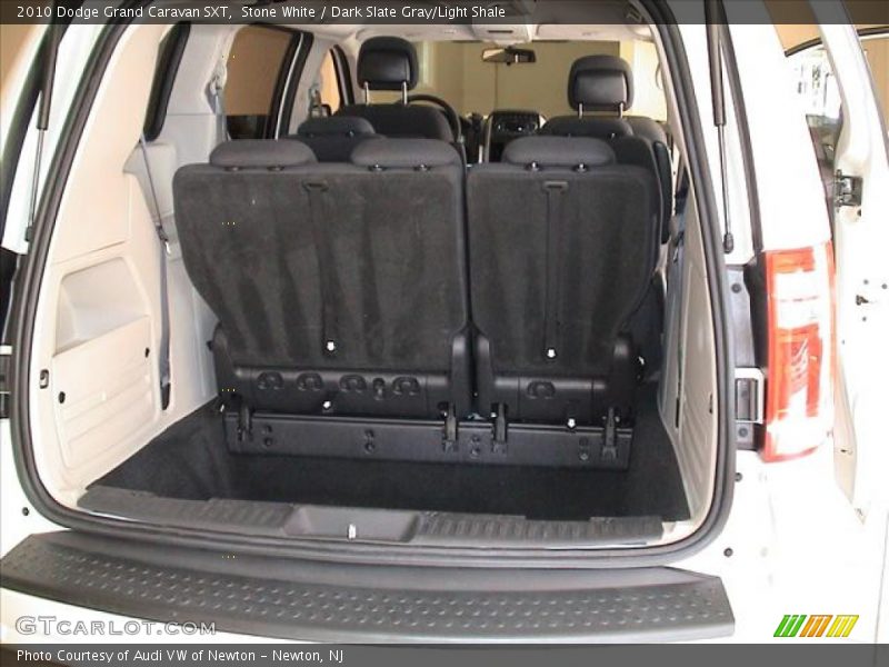 Stone White / Dark Slate Gray/Light Shale 2010 Dodge Grand Caravan SXT