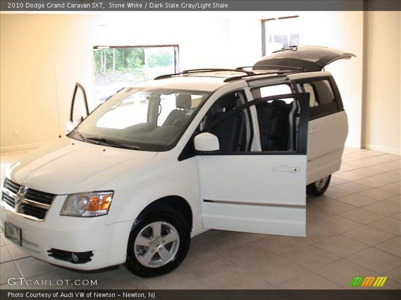 Stone White / Dark Slate Gray/Light Shale 2010 Dodge Grand Caravan SXT