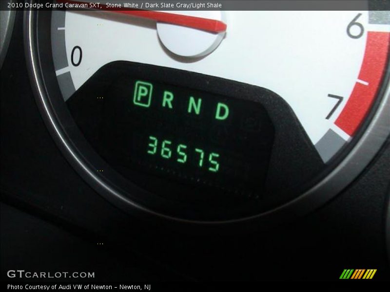 Stone White / Dark Slate Gray/Light Shale 2010 Dodge Grand Caravan SXT