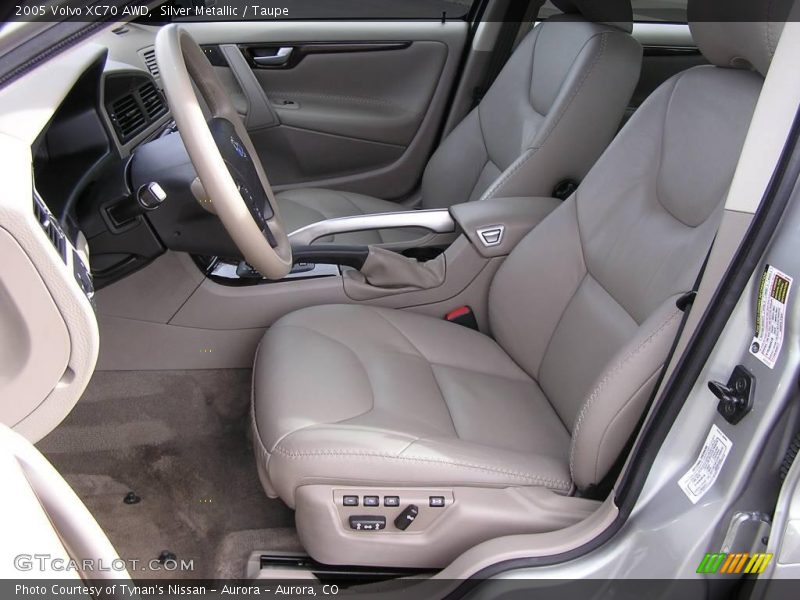 Silver Metallic / Taupe 2005 Volvo XC70 AWD