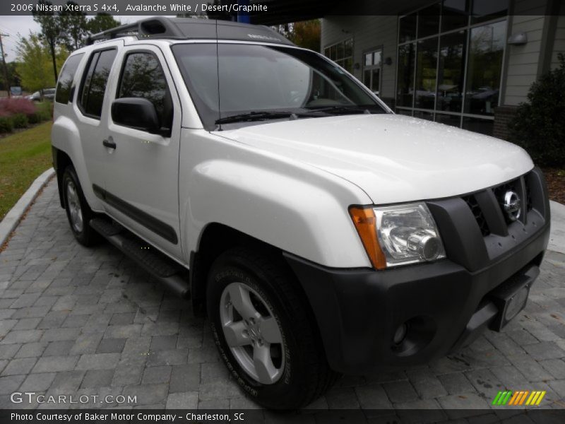 Avalanche White / Desert/Graphite 2006 Nissan Xterra S 4x4