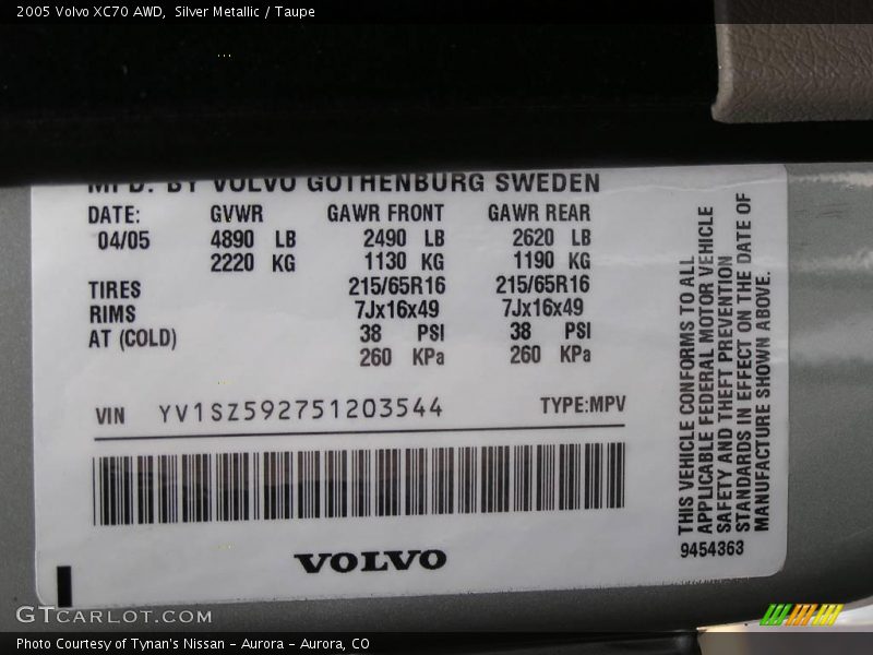 Silver Metallic / Taupe 2005 Volvo XC70 AWD