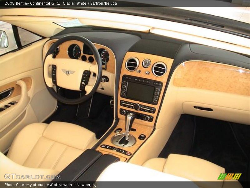 Dashboard of 2008 Continental GTC 