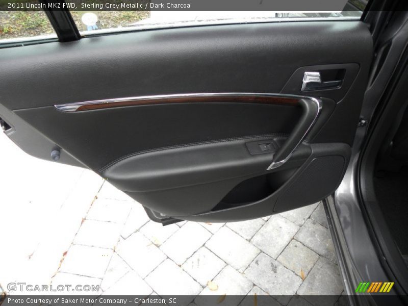 Sterling Grey Metallic / Dark Charcoal 2011 Lincoln MKZ FWD