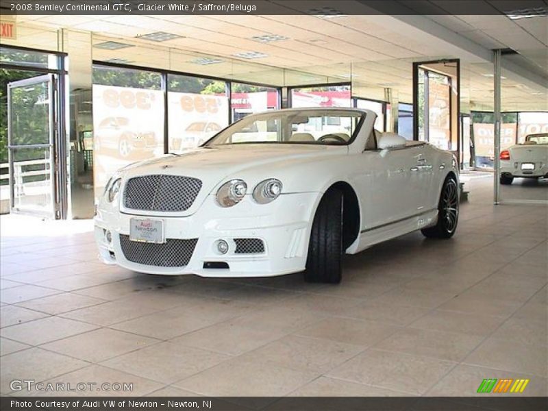 Front 3/4 View of 2008 Continental GTC 