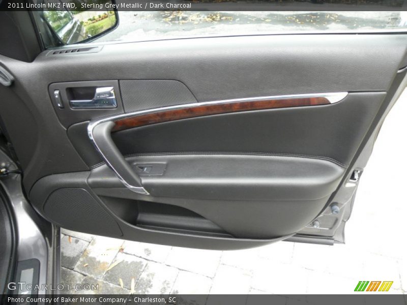 Sterling Grey Metallic / Dark Charcoal 2011 Lincoln MKZ FWD