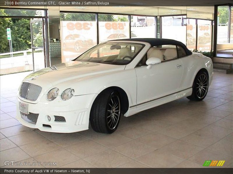 Front 3/4 View of 2008 Continental GTC 