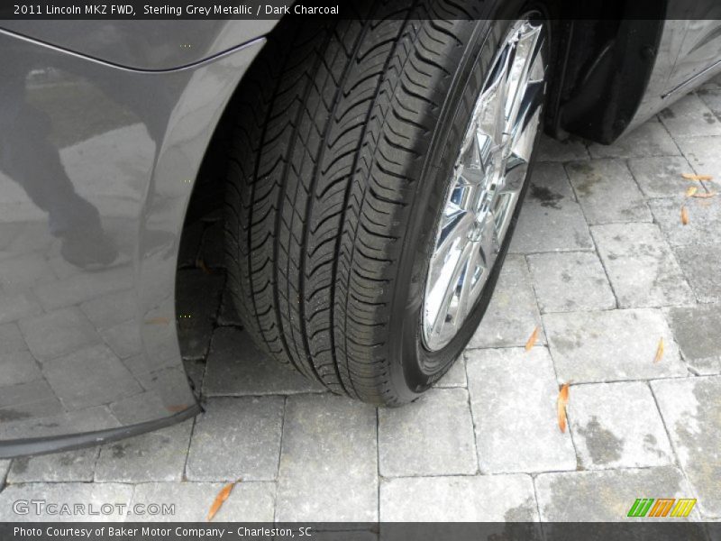 Sterling Grey Metallic / Dark Charcoal 2011 Lincoln MKZ FWD