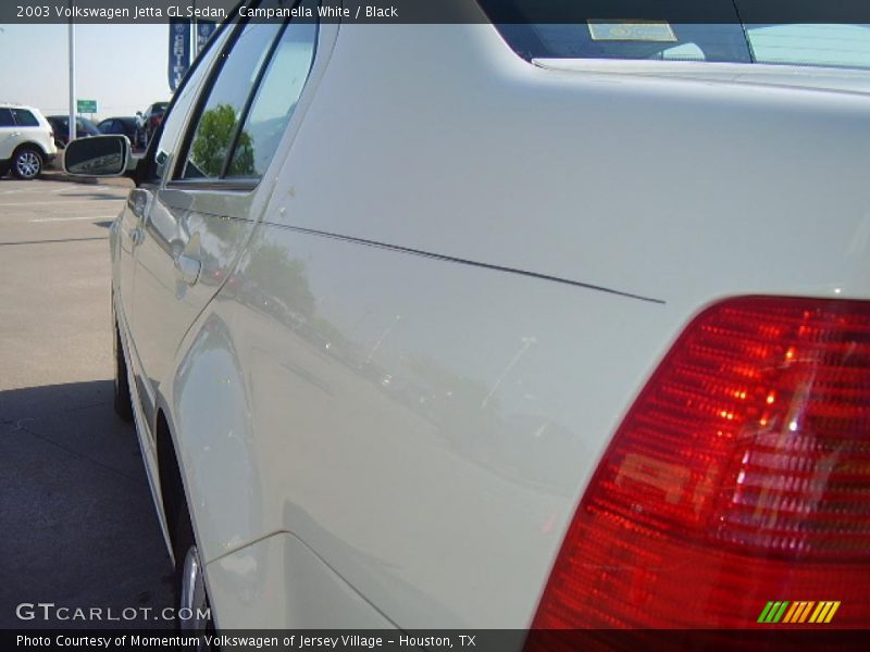 Campanella White / Black 2003 Volkswagen Jetta GL Sedan