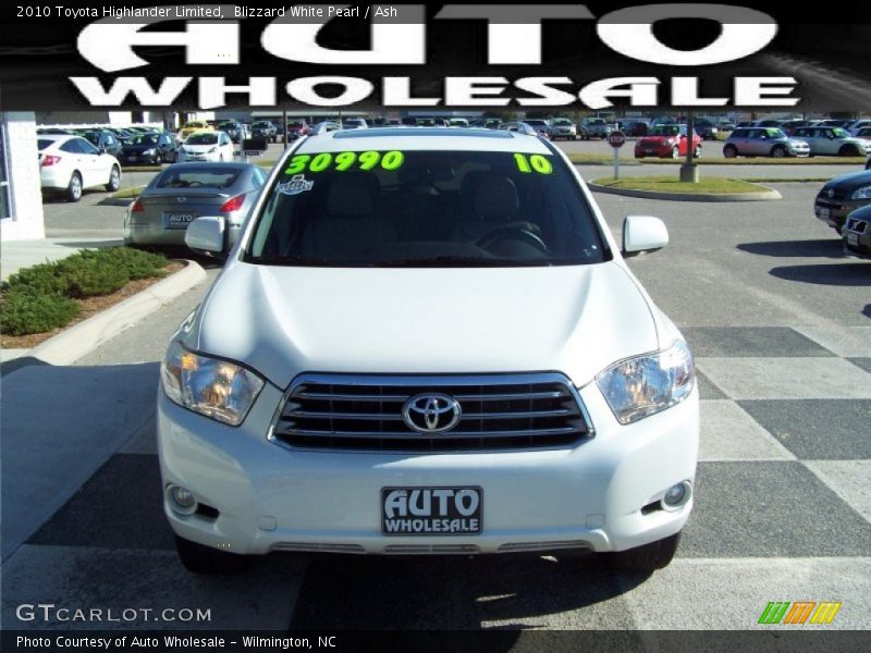Blizzard White Pearl / Ash 2010 Toyota Highlander Limited